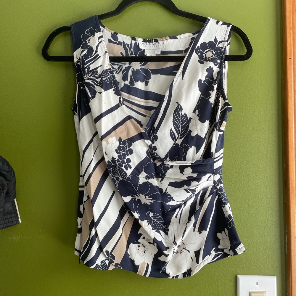 Patterned top
